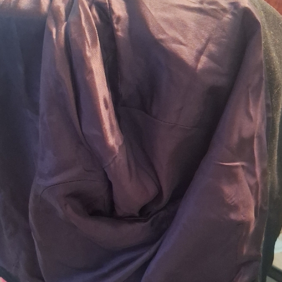 Navy Blue Military-Style Jacket with Gold Accents - Picture 7 of 7